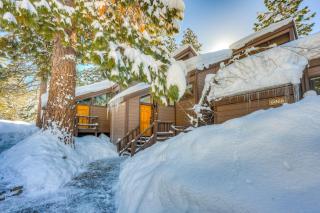 The Pines at Rocky Point - Truckee - 9