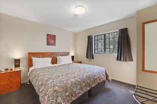 Denton Park Motel - 1