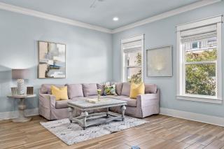 White Coral Chateau With Lsv And Heated Pool - Destin - 0