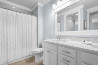 Wahoo Chateau With Lsv And Heated Pool - Destin - 3