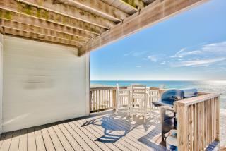 Waterside Dreams With Private Beach - 7