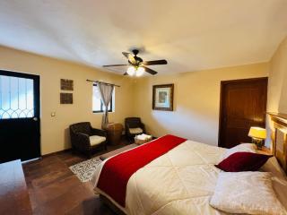Hotel Parador Vernal - Bernal - 1