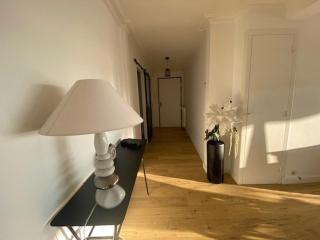 Appartement rénové 85m2, terrasse, parking, face à plage - FR-1-494-149 - Royan - 4