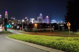Suite 4, Sleep 6, Walk to Attractions in Uptown - Charlotte - 4