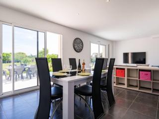 Maison familiale avec jardin clos, 4 pièces, 6 pers, proche plage et commerces, Wifi, parking inclus. - FR-1-477-192 - Locmariaquer - 9