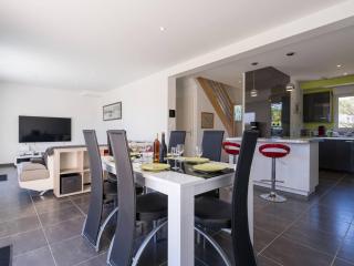 Maison familiale avec jardin clos, 4 pièces, 6 pers, proche plage et commerces, Wifi, parking inclus. - FR-1-477-192 - Locmariaquer - 8