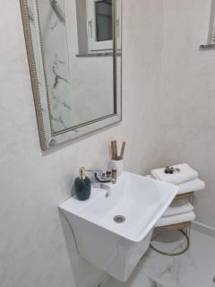 Tesa Boutique Hotel - Târgu Neamț - 7
