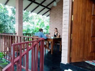 Oasis Safari Cottage - 7