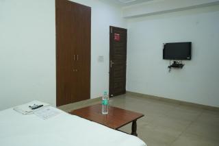 Hotel Quadis - Noida sec 51 - Noida - 8