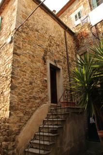 Trilocale nel centro storico - Montemerano - 0