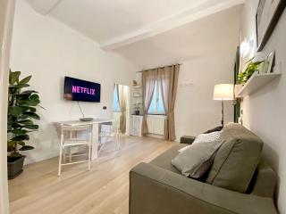 Centro Storico - Vicino Acquario e Casa Colombo - 4