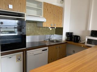 Appartement T2 RDC avec Jardinet et Accès Direct Plage, Parking Sécurisé, Proche Commerces - FR-1-374-2 - Arcachon - 2