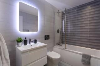 Luxury 3 floor Town House by Tolcarne Beach - 6