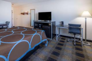 Super 8 by Wyndham Villa Rica - Villa Rica - 4