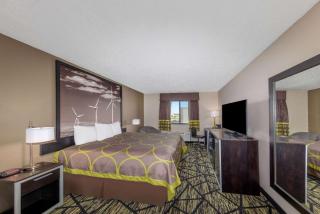 Super 8 by Wyndham Pratt - Pratt - 6