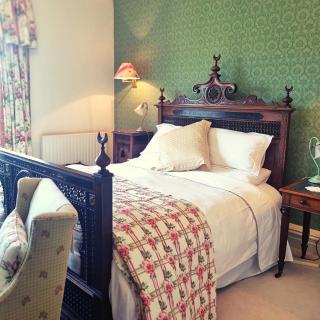 Golborne Manor Bed and Breakfast - 6