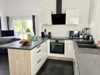 Modern holiday home with pool - Pouzols-Minervois - 9