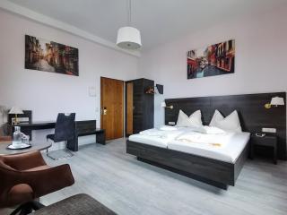 Hotel Kitzinger Hof an der B8 - 1
