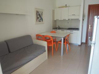 Sea view apartment with balcony and swimming pool - Bibione - 6