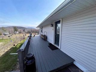 Close to skiing and hiking, walk to main street - 2