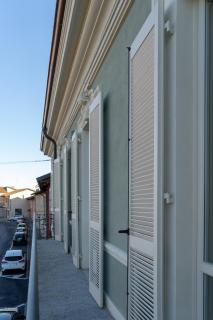Madamin - - 5