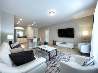 Gorgeous 5Bd Pool Spa Gm Solterra Resort-5262WW home - Davenport - 0