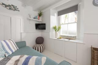 Newlyn Nookery - 9