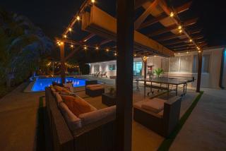 Heated pool in a Precious House close to Zoo Parks and Arts - 1