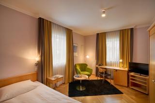 Hotel Lechnerhof Unterföhring - 9