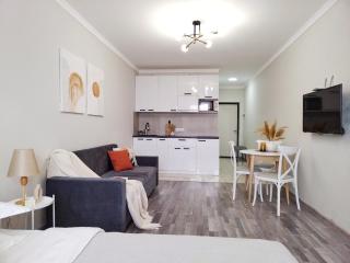 Студия КОЛОС в центре с шикарным видом из окна - 8