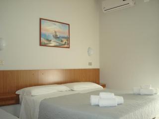 Hotel Amalfi - Rimini - 8