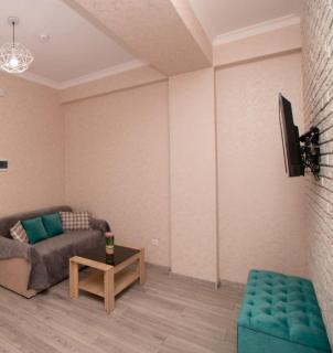 Elegance 1BD apartment with living room - 3