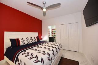 Colorful & Kid Friendly 5Bd Pool TH Festival-422CD townhouse - 1