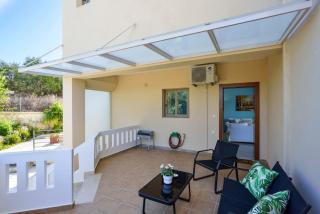 PanDora maisonette with beautiful gardens and pool - Maleme - 4