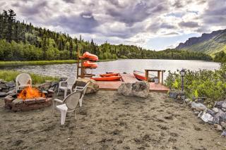 'Lodge 88' - Steps to Weiner Lake w/ Dock & Boat! - 8