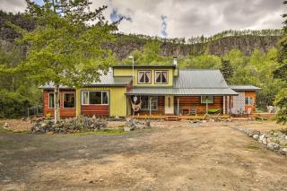 'Lodge 88' - Steps to Weiner Lake w/ Dock & Boat! - 7