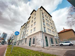 Studio steps from Nivy & Main Bus Station - Bratislava - 2