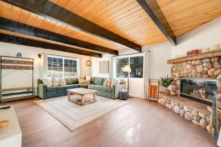 Pine Den Cabin: Arcade+Fire Pit+BBQ - Sugarloaf - 8