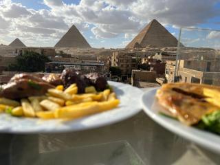PYRAMIDS TOP IN - Il Cairo - 3