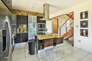 Oceanside Vega Baja Beach House Paradise with Views! - Vega Baja - 8