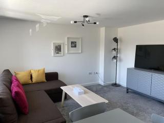 Paradigm House, Modern 2-Bedroom Duplex Apartment 2, Free Parking, Oxford - Oxford - 3