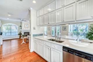 Poppy Breeze - 30A FL Entire Home, 3 Bedrooms, 300 Yds to the Beach - Seacrest - 4