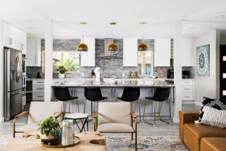 Chef's Kitchen, Heated Pool, King Bed, Fire Table, Luxury 4 Bd - Phoenix - 9