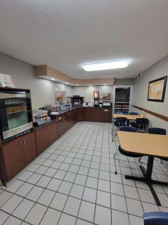 SureStay Plus Hotel by Best Western Grand Island - Grand Island - 7