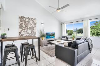 Leumeah - A Modern Townhouse in Cairns - Cairns North - 7