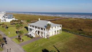 Beachfront Flamingo - Galveston - 7