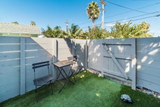 Pacific Bungalow in Oceanside with Backyard & Tiny House - Oceanside - 8