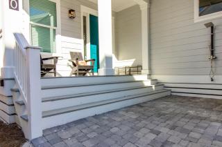 Doin' Grayt-LUXE beach cottage-Easy beach access, pool, bikes! - Santa Rosa Beach - 7