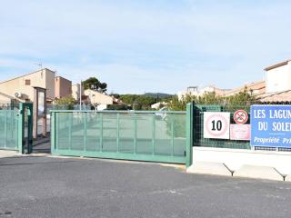 Pavillon 3 pièces avec piscine, terrasse et parking privé - Proche plage et commerces - FR-1-229-812 - Gruissan - 3