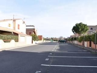 Pavillon 3 pièces avec piscine, terrasse et parking privé - Proche plage et commerces - FR-1-229-812 - Gruissan - 2